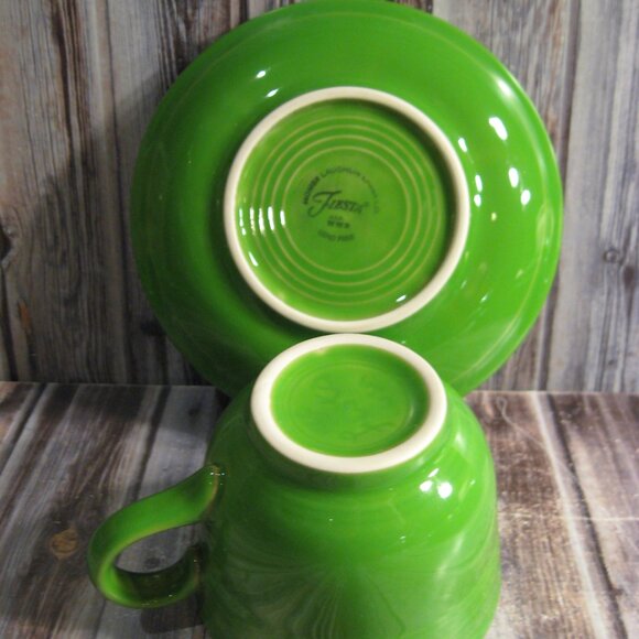 FIESTA BY HOMER LAUGHLIN SHAMROCK GREEN CUP & SAUCER SET - Picture 2 of 2